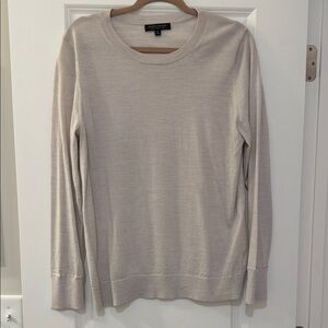 Banana Republic Light Beige Crew Neck Sweater